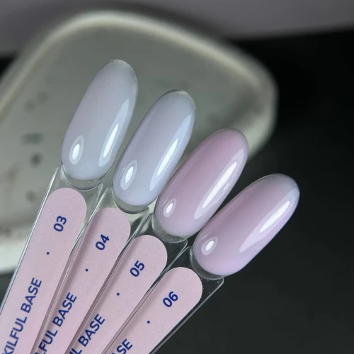 DIVNA Skilful Base 03 baza hybrydowa 13 ml 2