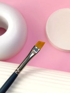 NAILSOFTHEDAY Pędzel Premium French #4