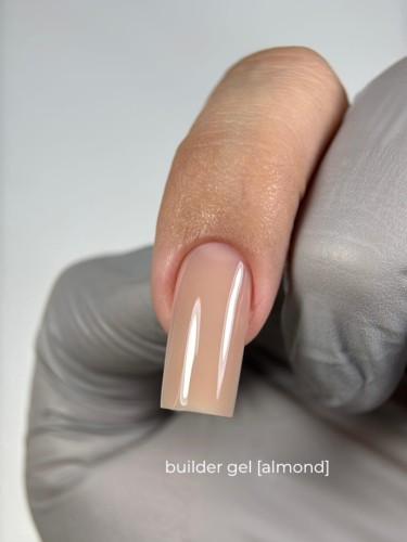 TOUCH Builder Gel Almond 4