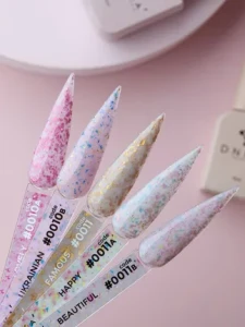 DNKa RUBBER BASE FRENCH (cover), 12 ml #0011B' Beauttiful