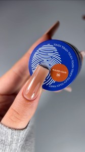 TOUCH Builder liquid 26 - jasny kawowo-beżowy mocny żel o płynnej koncystencji, 15 ml