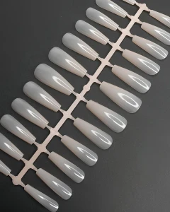 Tipsy do przedłużania paznokci w różowym pojemniku, 240 szt. (Ballerina Long)