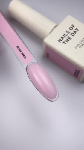 NAILSOFTHEDAY Color of the Month February 2026 Blush - jasnoróżowy pastelowy lakier hybrydowy, 10 ml