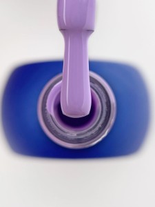 TOUCH gel polish 30 - jasno-fioletowy kryjący lakier hybrydowy, 9 ml (SALE)