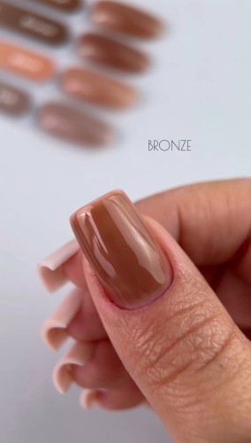 TOUCH Cover top Bronze - kryjący top hybrydowy o głębokim, brązowym odcieniu z nutą czekolady, 7 ml