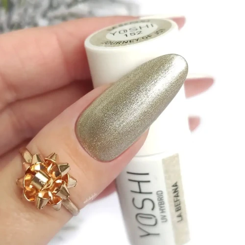 YOSHI Lakier Hybrydowy UV LED La Befana 6 ml – 152