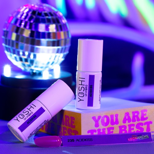 YOSHI Lakier Hybrydowy UV LED Acidkiss 6 ml – 235