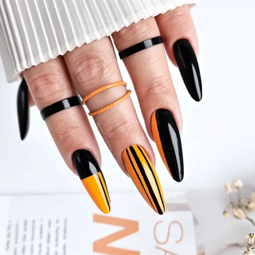 YOSHI Lakier Hybrydowy UV Hybrid Woman In Black 6 ml – 605