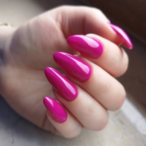 YOSHI Lakier Hybrydowy UV Hybrid Bello Morello. 6 ml – 703