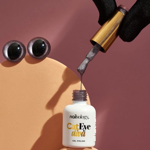 Clavier Nailsology Cat Eye Diva lakier hybrydowy efekt kociego oka