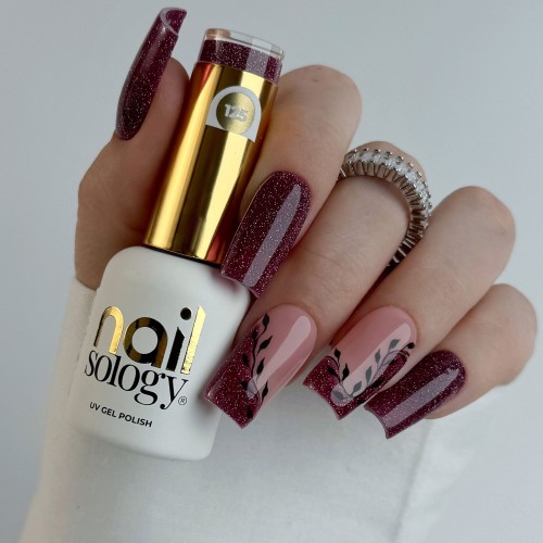 Clavier Nailsology lakier hybrydowy Hight End Pink 125 z efektem lśniącej tafli