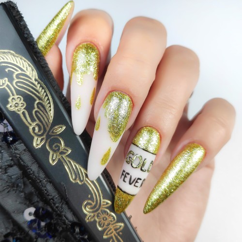 Clavier Nailsology Lakier hybrydowy do paznokci Precious Sky 105 trwały i lśniący manicure