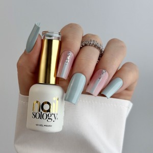 Clavier - Nailsology Lakier hybrydowy do paznokci Mintish 040, 8ml