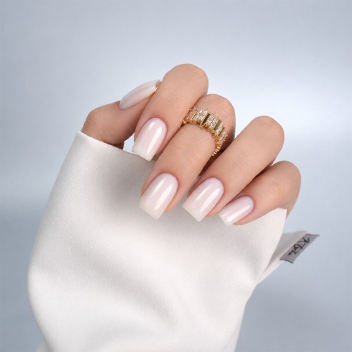Clavier - Nailsology Żel budujący do paznokci w butelce, IQuick Bottle Gel, Milky Mamma BB05, 8ml