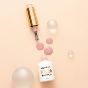 Clavier - Nailsology Żel budujący do paznokci w butelce, IQuick Bottle Gel, Bikini Body BB04, 8ml