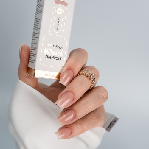 Clavier - Nailsology Żel budujący do paznokci w butelce, IQuick Bottle Gel, Bikini Body BB04, 8ml