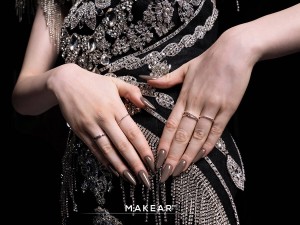 MAKEAR Lakier hybrydowy 950 8 ml