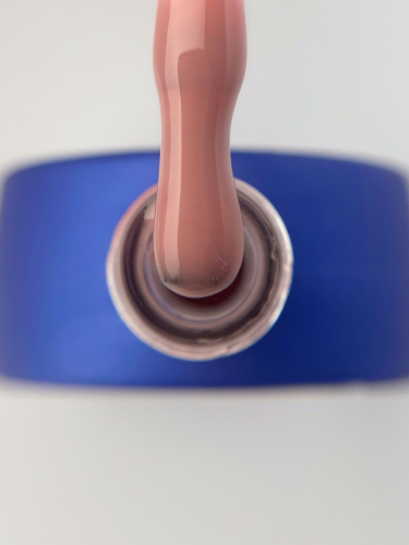 TOUCH Cover base Delicate - koralowo-beżowa kryjąca baza hybrydowa, 30 ml (SALE)