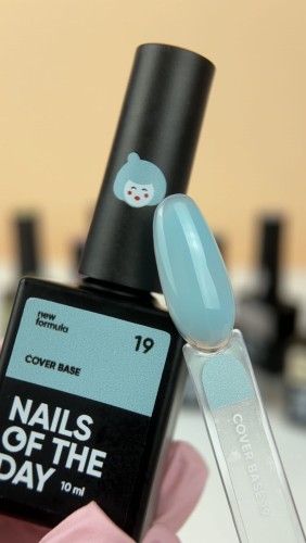 NAILSOFTHEDAY Cover base NEW 19 - półprzezroczysta jasno-błękitna baza hybrydowa, 10 ml 2