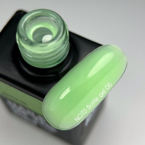 NAILSOFTHEDAY Bottle gel 06 - zielony żel do wzmocnienia i naprawy, 30 ml 2