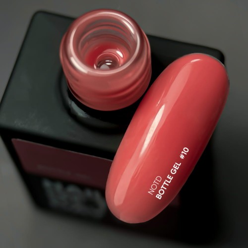 NAILSOFTHEDAY Bottle gel 10 - czerwony żel do wzmocnienia i naprawy, 10 ml  3