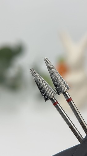 NAILSOFTHEDAY frez karbidowy - stożek czerwony 6x17 mm 3