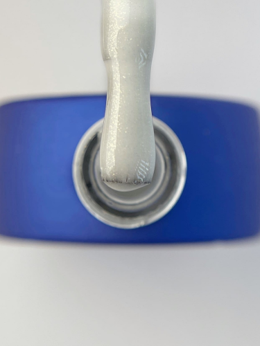 TOUCH Cover base Milk shine - biała z brokatem półprzezroczysta baza hybrydowa, 13 ml 2